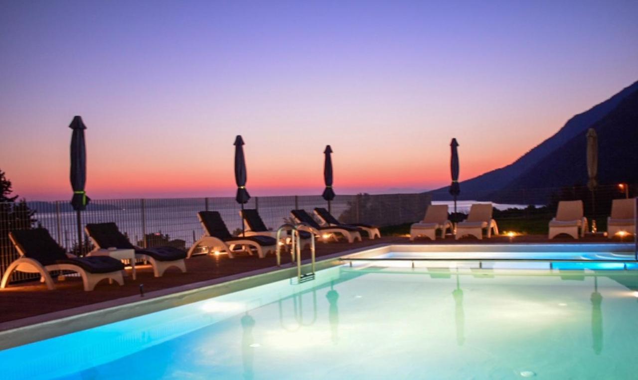 Pantheon Hotel & Suites Nerotriviá Dış mekan fotoğraf