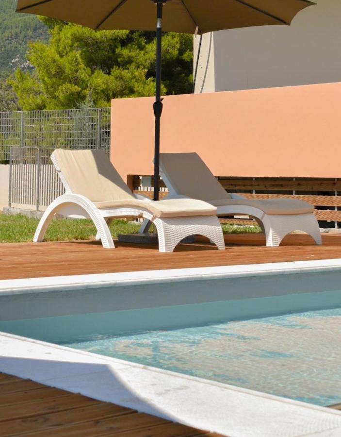 Pantheon Hotel & Suites Nerotriviá Dış mekan fotoğraf