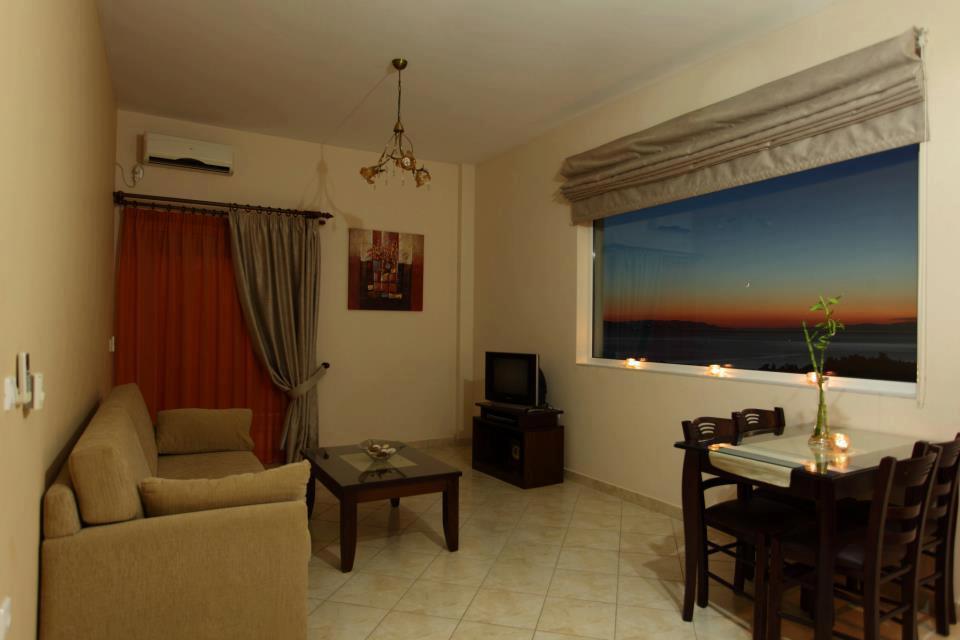 Pantheon Hotel & Suites Nerotriviá Oda fotoğraf